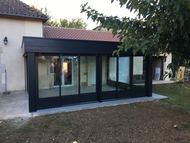 Fabrication sur mesure d’une magnifique véranda - Puylagarde